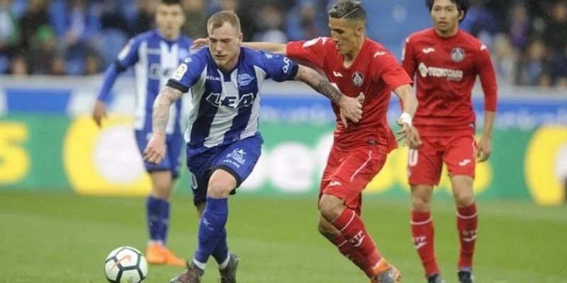 Soi Kèo Trận Đấu Alaves Vs Getafe Lúc 20h00 Ngày 8/2/2026 - La Liga 2 Đánh giá phong độ gần đây của Alaves vs Getafe